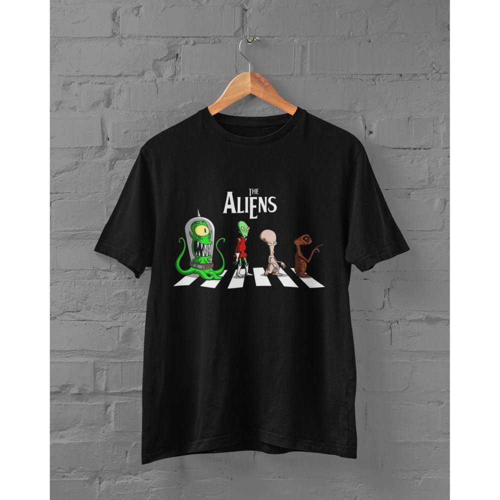 The Aliens Beatles T-Shirt With Futurama, Simpsons, Family Guy, ET Mashup Tee - Picture 1 of 4